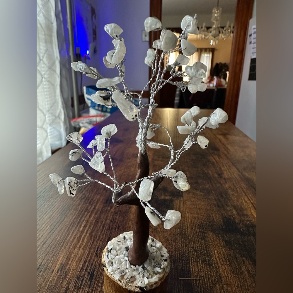 Moonstone tree - Picture 2 of 4